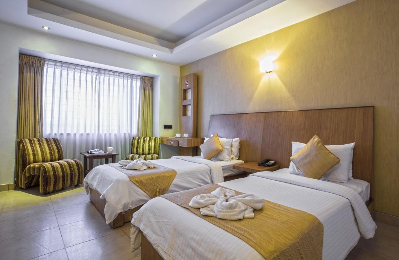 Hotel The Castello Residency Coimbatore Esterno foto